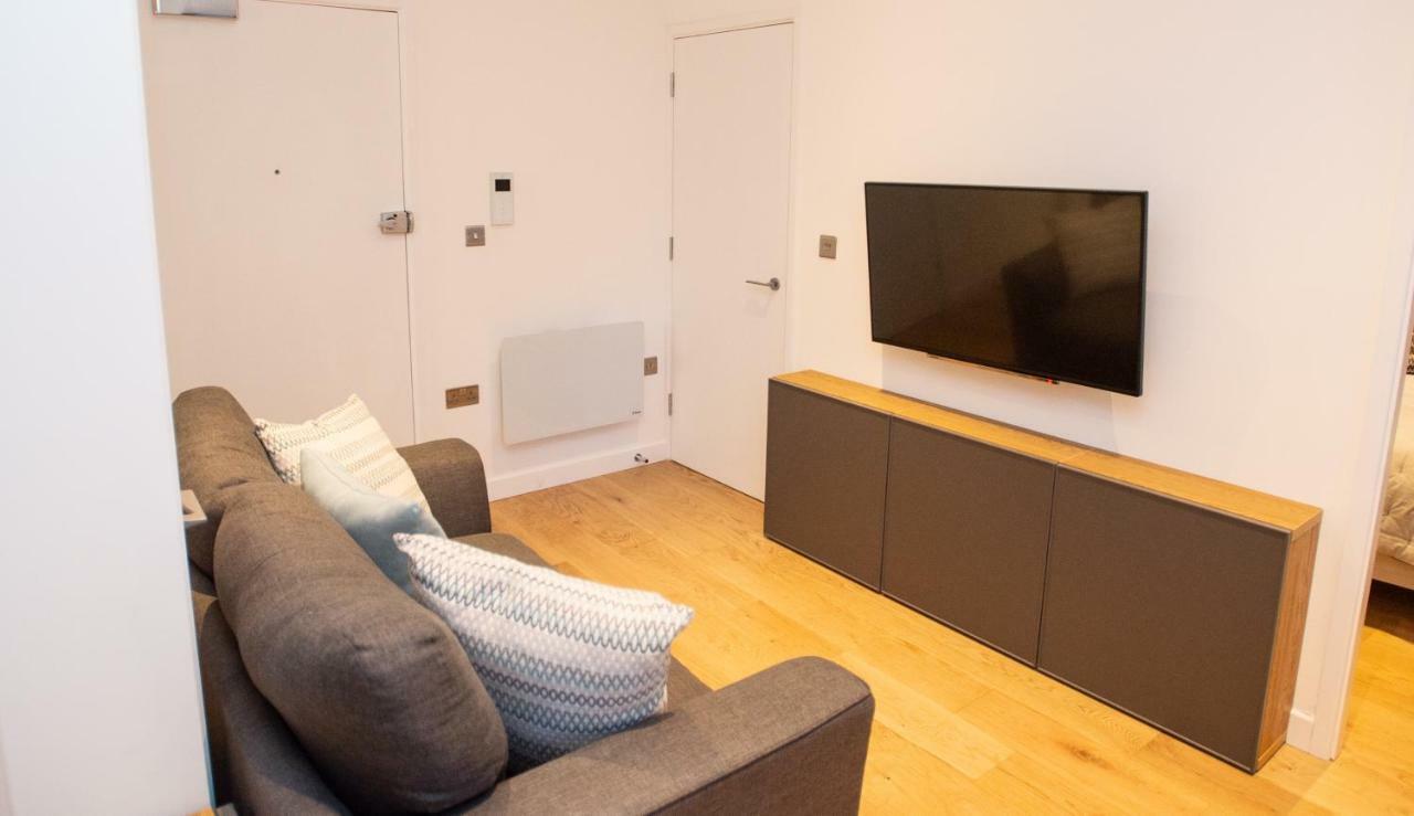 Stylish And Clean 1 Bed Apartment Maidenhead Town Center Экстерьер фото