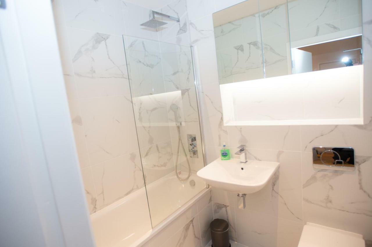 Stylish And Clean 1 Bed Apartment Maidenhead Town Center Экстерьер фото